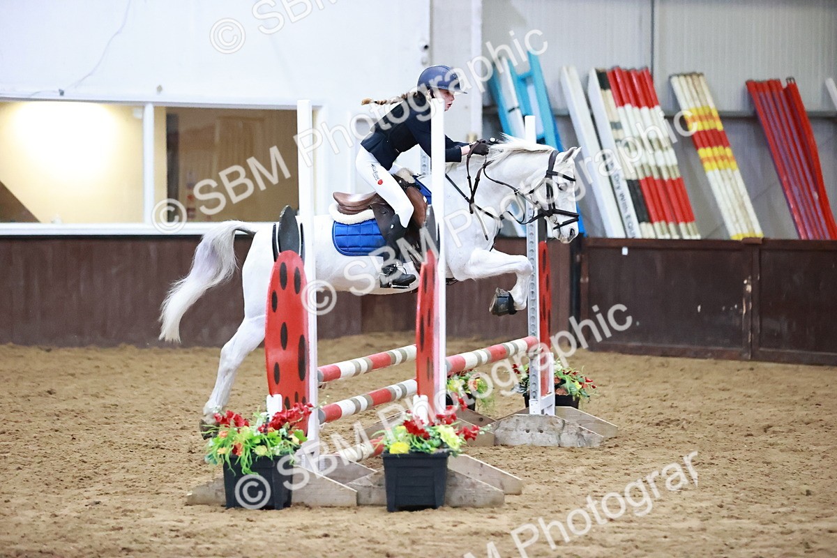 SBM_000161 - Class 1 - Pony Intro 70cm