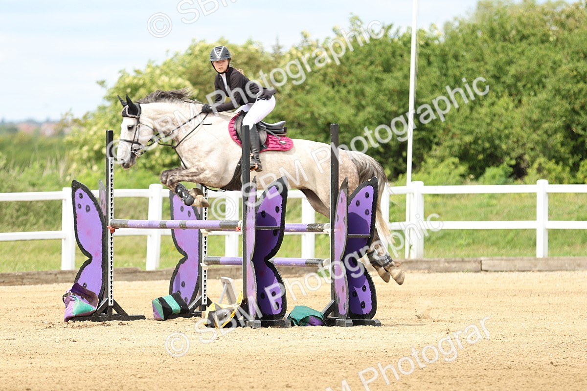 SBM_000981 - Class 4 - Senior Newcomers - 1.10m