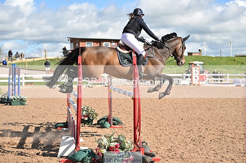 240419A-161131-08810 - Cls 14, 1 Star Bronze Tour 1.10m