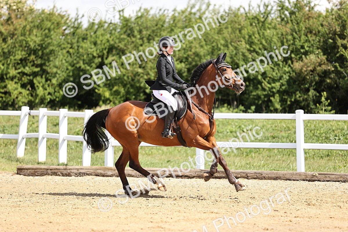 SBM_002142 - Class 9 - Senior British Novice - 90cm
