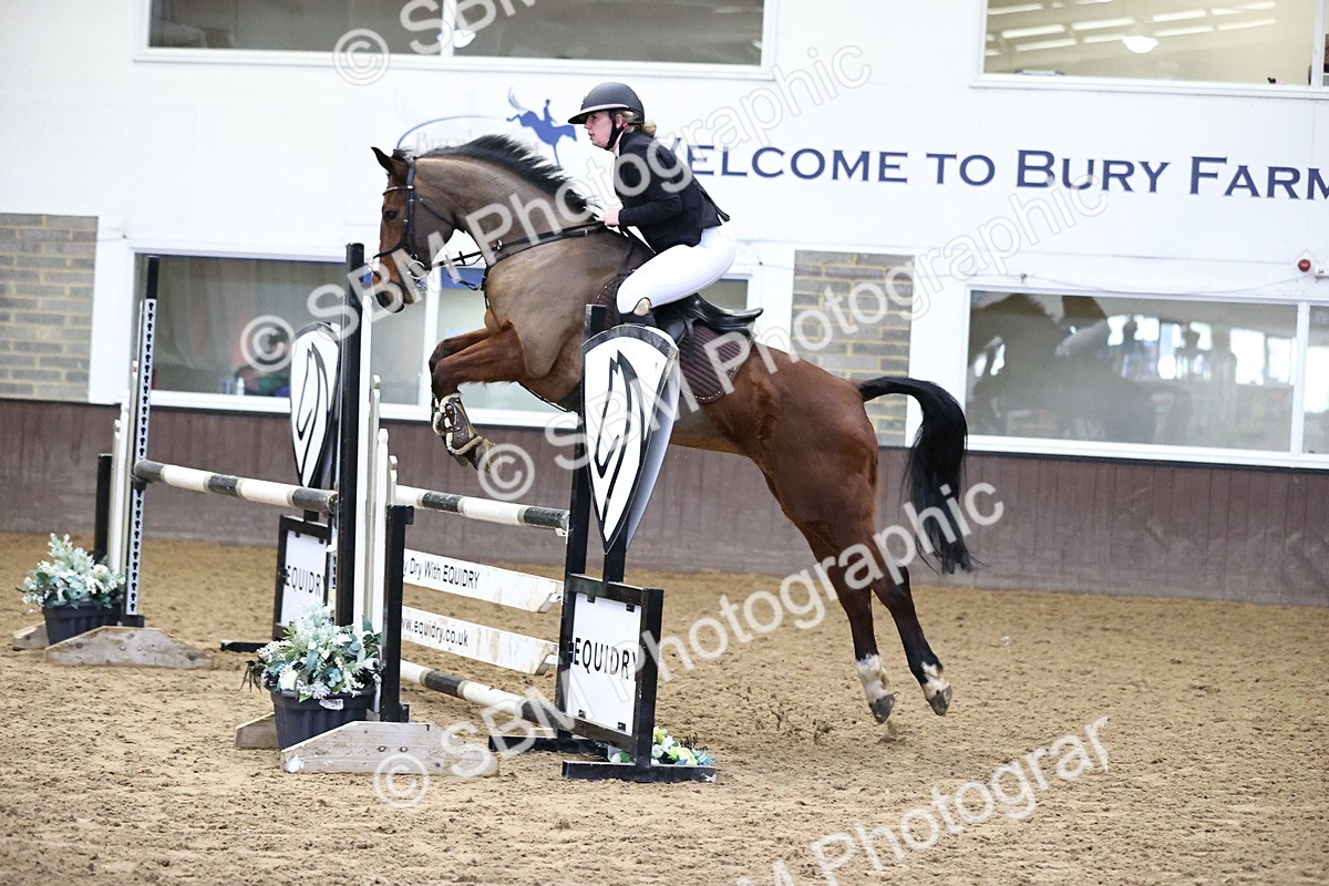 SBM_004505_Class 15 - Josha Jones Uk Winter Discoery Championship Qual - Customer Cart - Charlotte