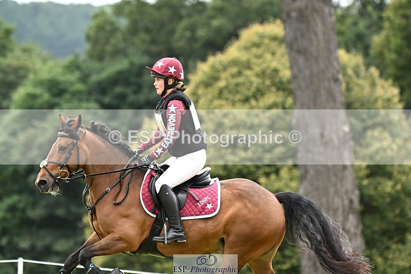 240825X-161003-36677 - 80cm XC 15.30 to 16.30