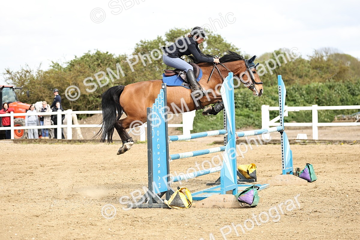 SBM_001307 - Class 4 - Senior Newcomers - 1.10m