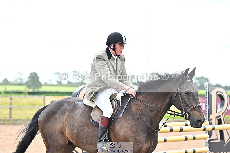 240608A-132438-02542 - Cls 4 Snr Newcomers and 1.10m Open