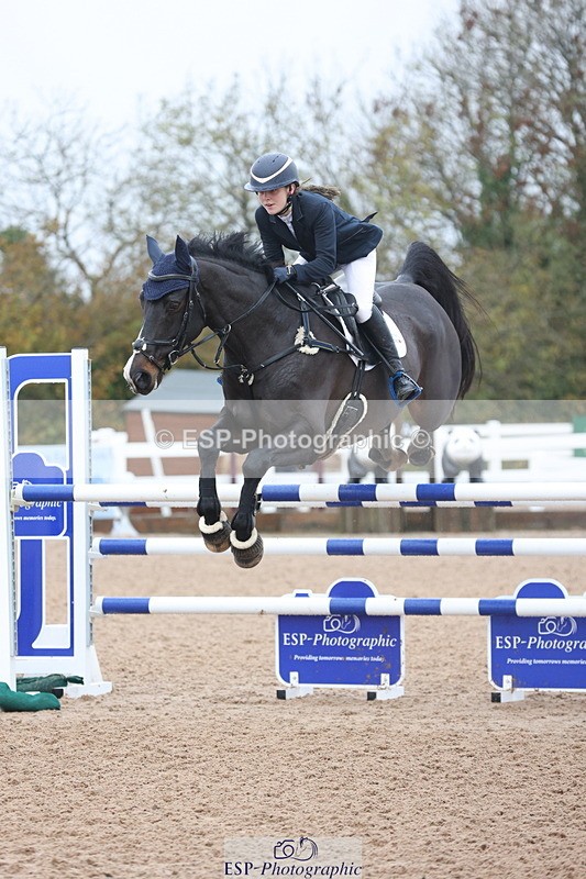 231112A-132250-04428 - Cls 20 Newcomers & 1.10m Open