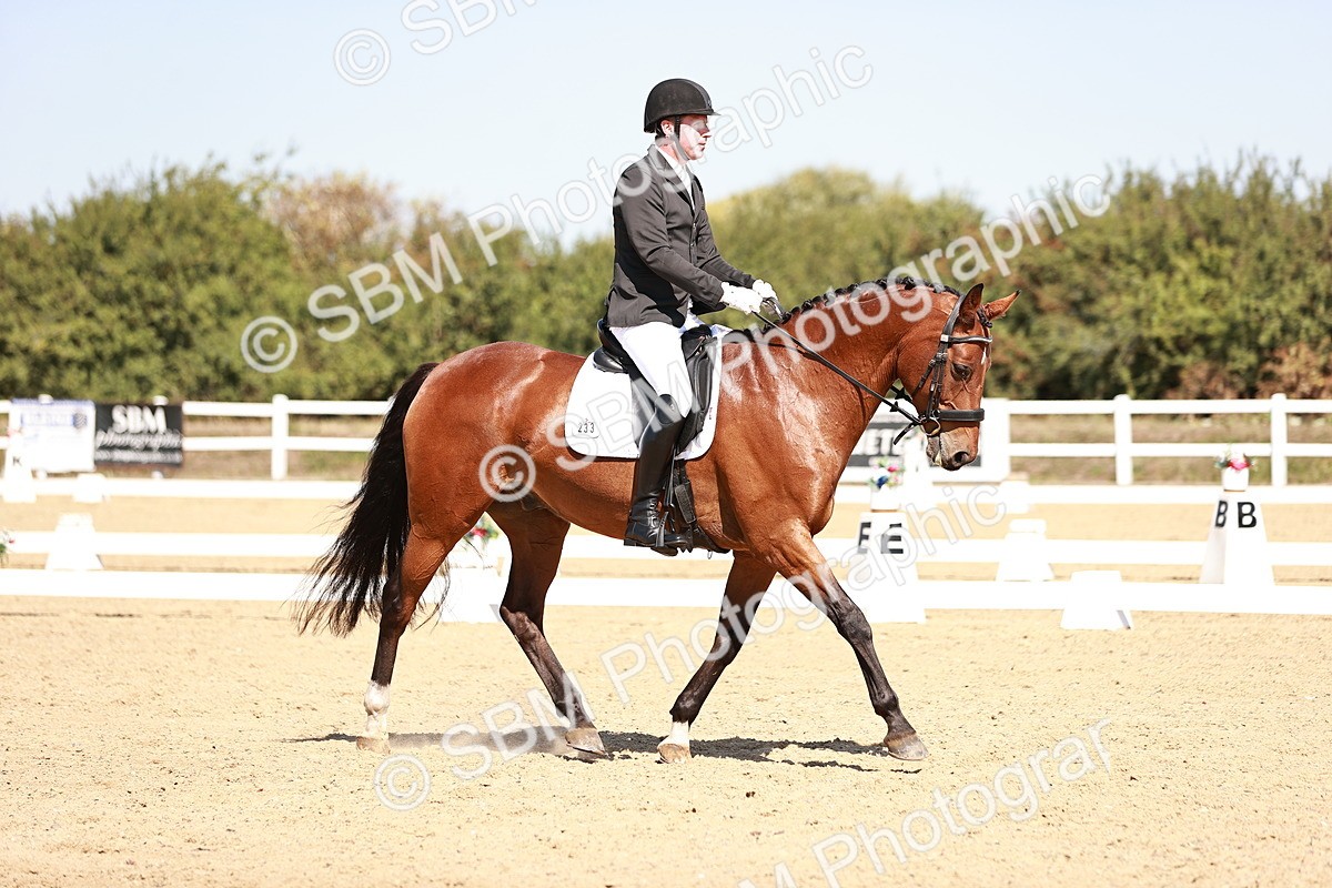 SBM_004915 - Class 12 - Novice 5 - 12.02-12.44