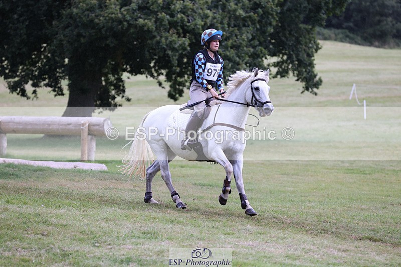 240825X-173044-38361 - 80cm XC 17.30 to End