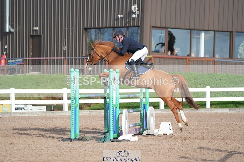251108-130916-02654 - Cls 13 Foxhunter and 1.20m Open