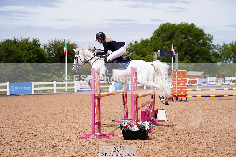 240629A-125712-05514 - Cls 18 Newcomers and 1m Open