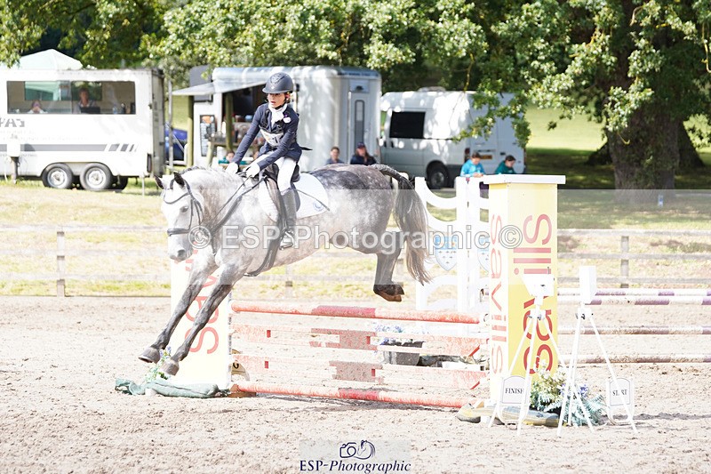 240824X-120446-23819 - 80cm Round 1 12.00 to 13.00