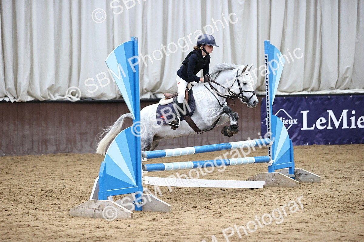 SBM_001473 - Class 5 - Henlow Veterinary Hospital 70cm