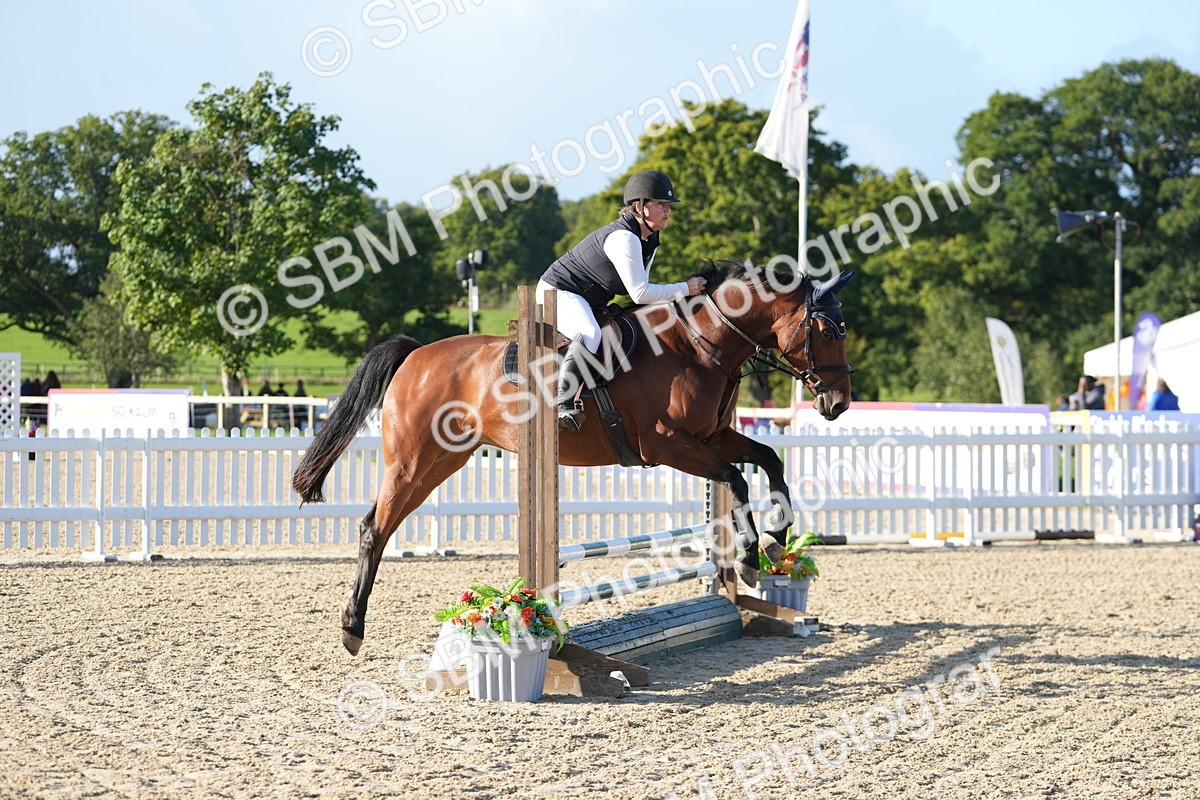 SBM_14221 - J57 - Clear Round 60cm