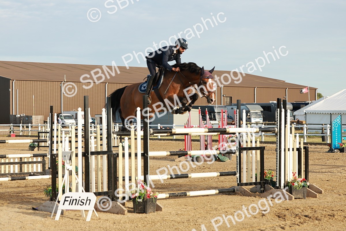 SBM_009082 - Class 6 - National 1.30m 1.40m Open Handicap