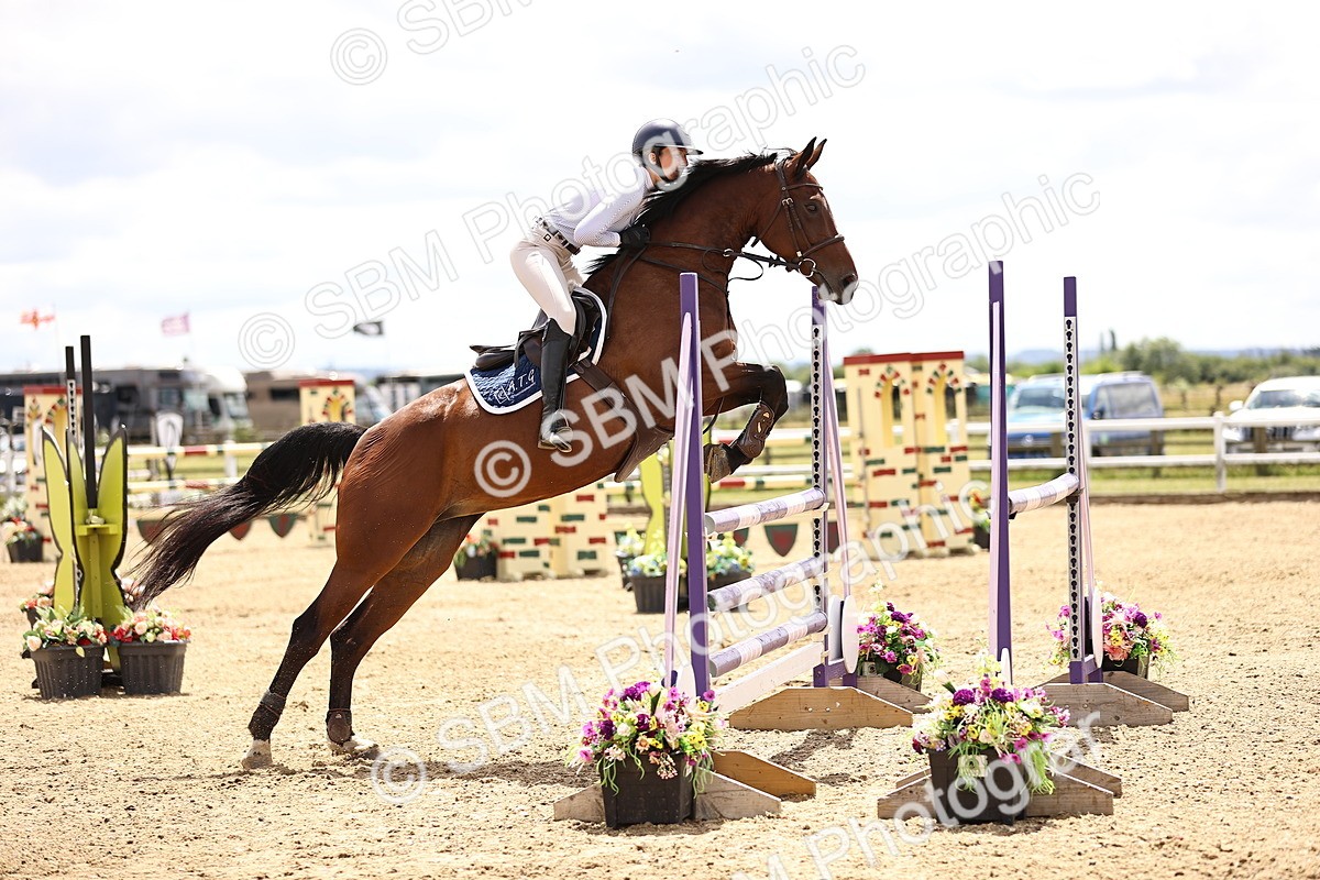 SBM_003732 - Class 22 - Senior Foxhunter 1.20m