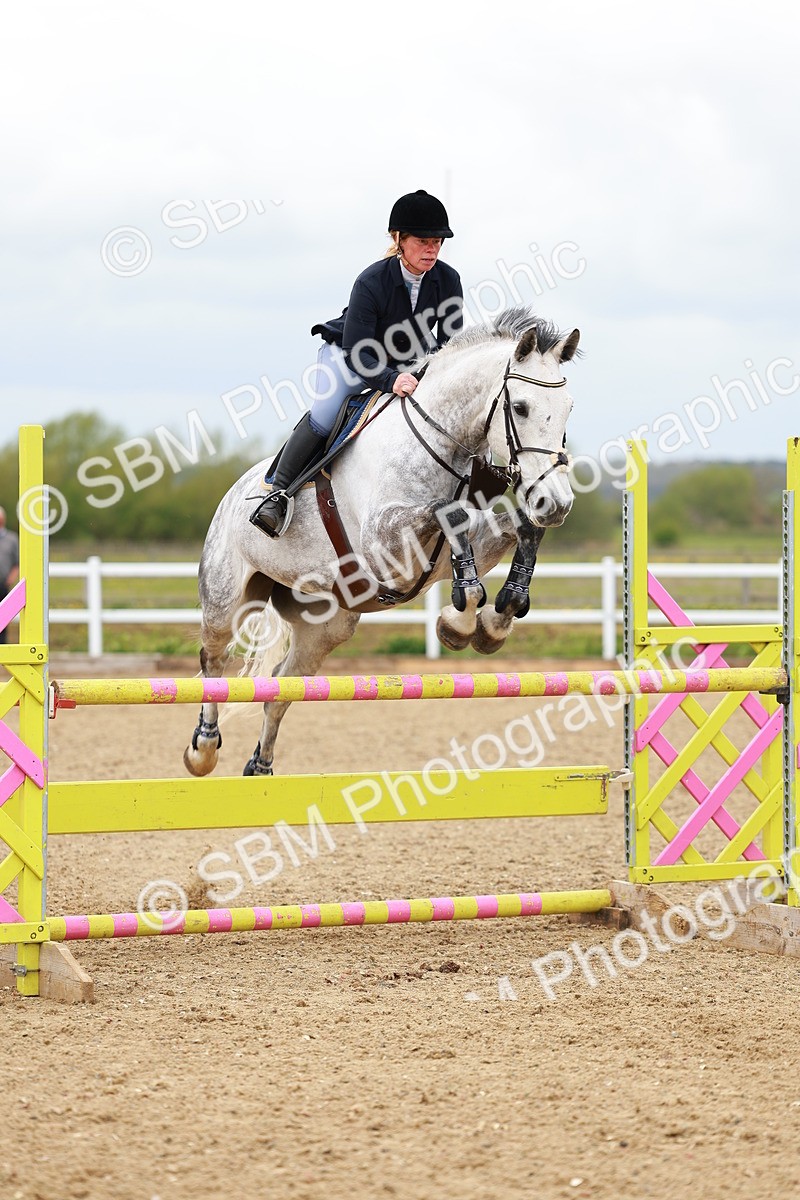 SBM_002543 - Class 10 - Senior Newcomers - 1.10m