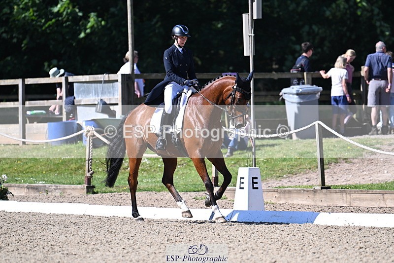 250522A-095602-02785 - A-009-Clementine.Crosthwaite.Eyre-LYJADOR