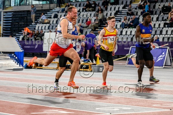 SeniorInd25-918363 - Track Male Set One