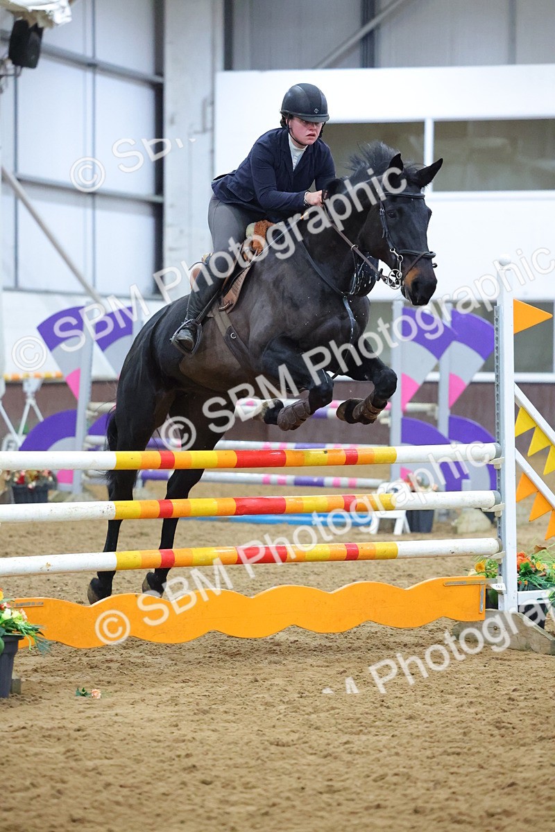 1I0A4755 - Class 9 - Senior Newcomers/ 1.10m Open