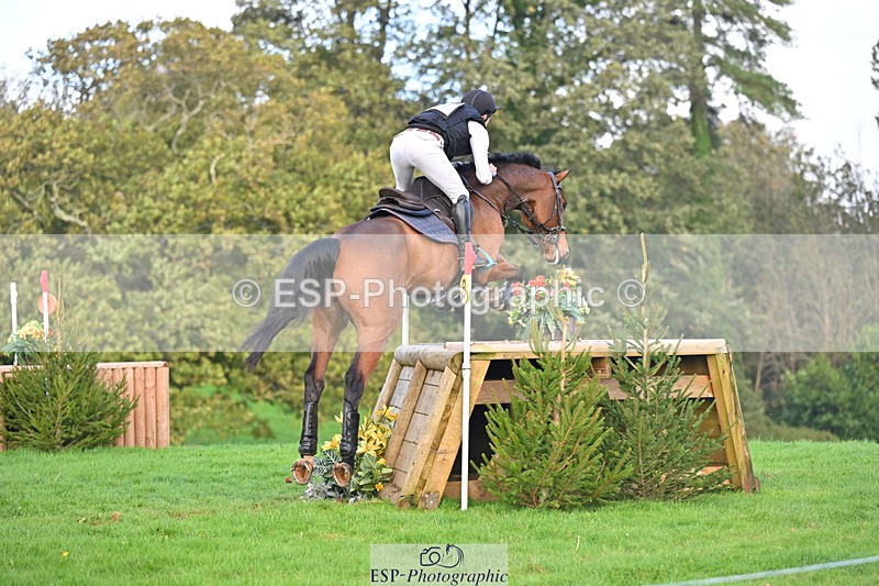 241025-113726-06746 - 013-Cameron.Beer-GREENLANES.LE.BAMBALOU