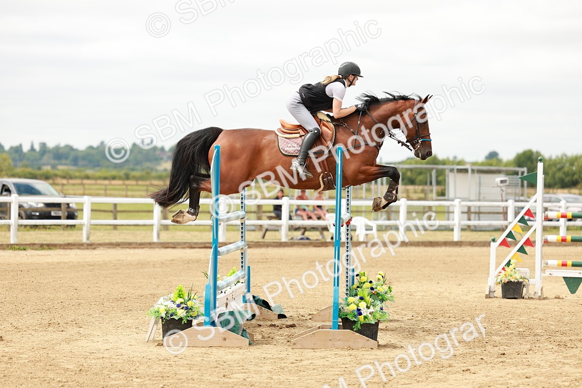 SBM_017371 - Class 21 - Senior Newcomers Championship 2d Rd