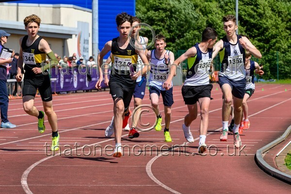 Relays26-924311 - Male Set Three