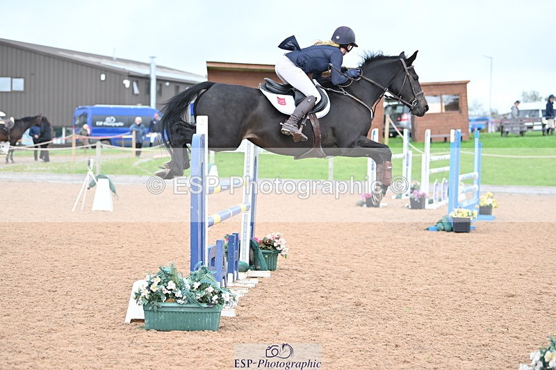 231013A-125805-02268 - Cls 8 Blue Chip Power Jump Off and Presentations