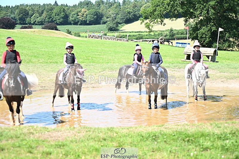 240729B-150422-03094 - Abbie's Group XC