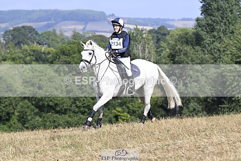 250824A-155743-39501 - 2134-Amelie.Perceval-Tulira.Oldtown