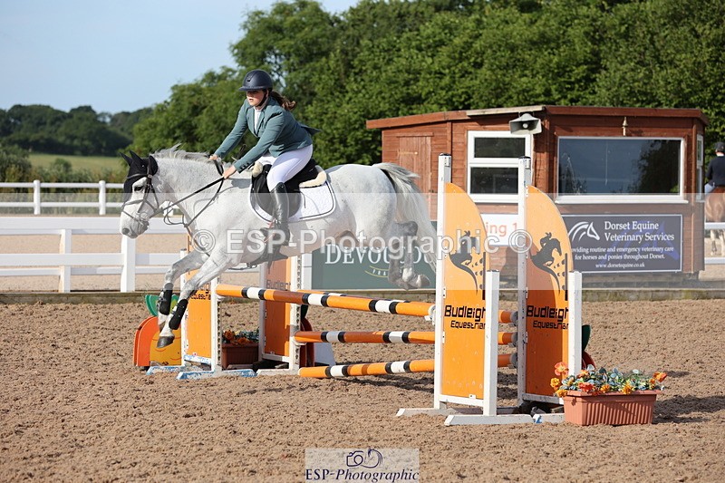 240629A-081109-02443 - Cls 16 British Novice and 80cm Open