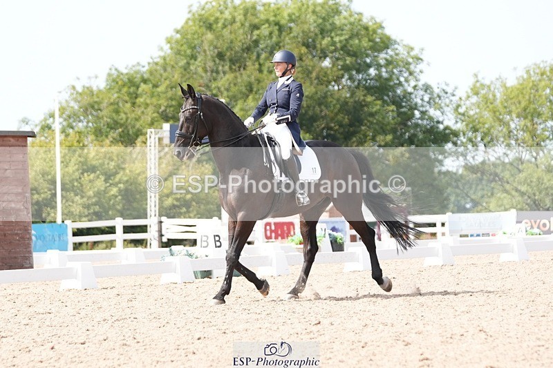 250815-151135-01978 - 017-elaine.scottFlorava