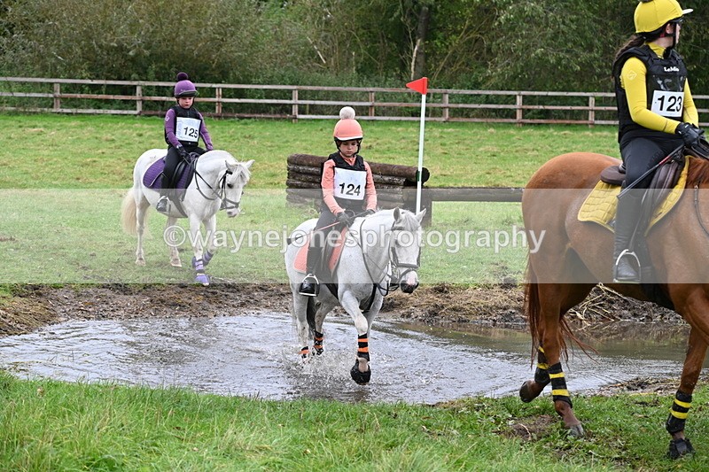 WJ6_4878 - Time at Photographer 12:17 to 12:30