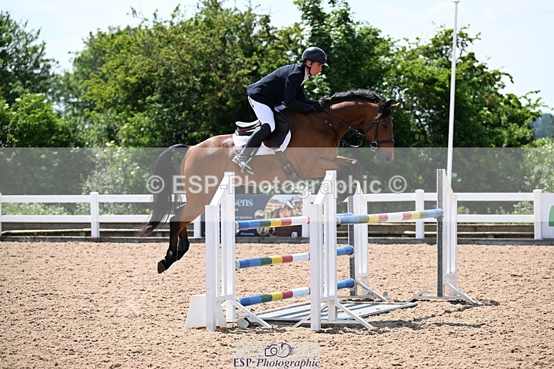 240605A-143624-00765 - Cls 4 Newcomers and 1.10m Open