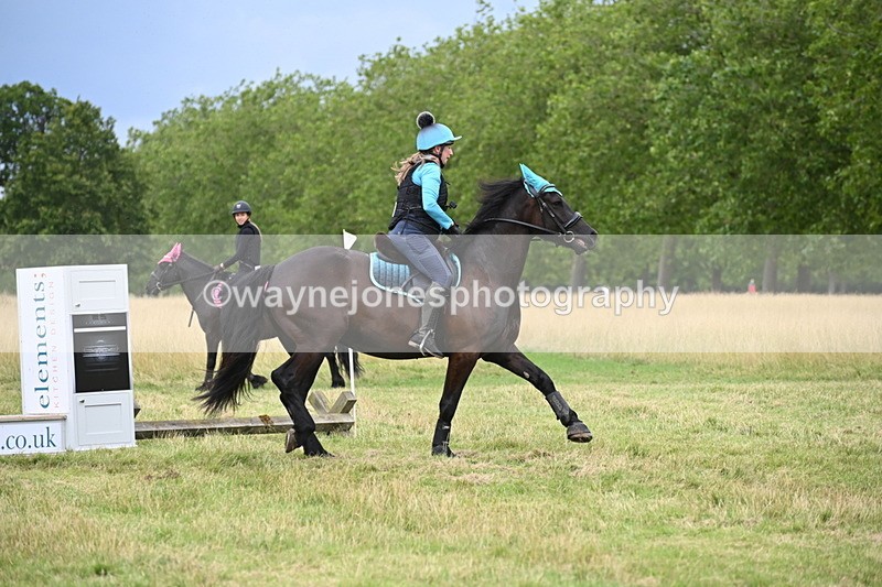 WJ6_3194 - Time at Jump 11:06 to 11:40