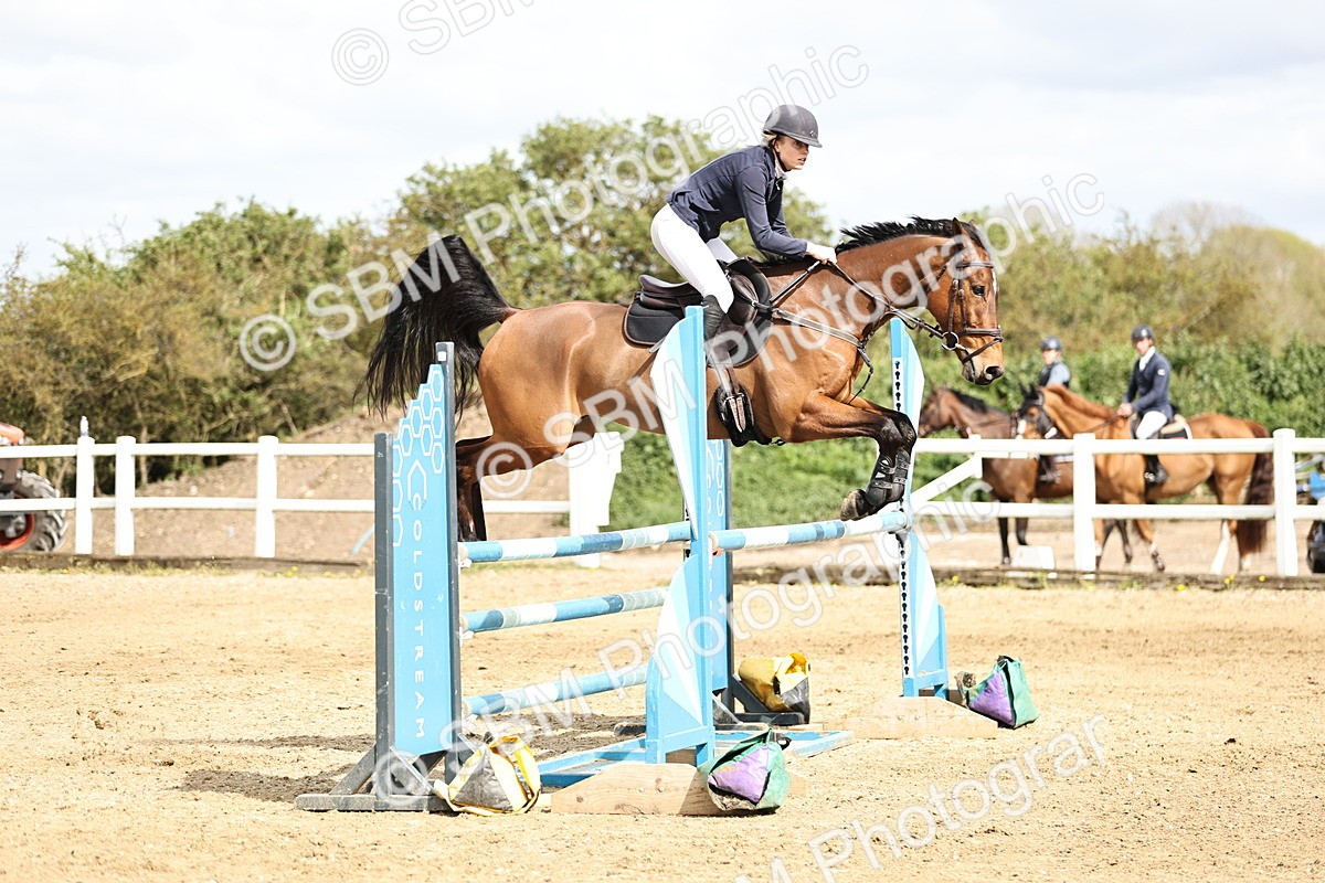 SBM_001231 - Class 4 - Senior Newcomers - 1.10m