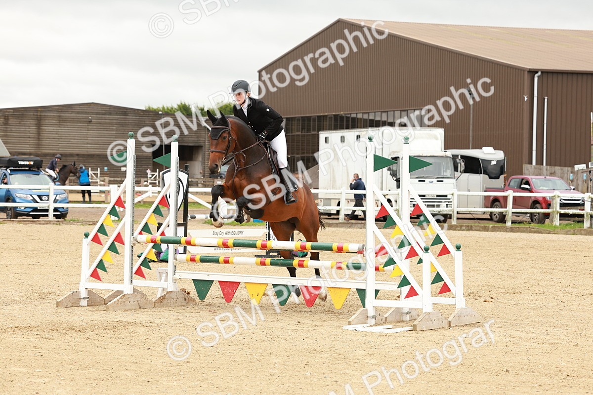 1I0A6783 - Class 2 - Senior British Novice