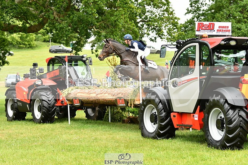 250525A-144119-17009 - D-456-Yasmin.Ingham-GYPSIE.DU.LOIR