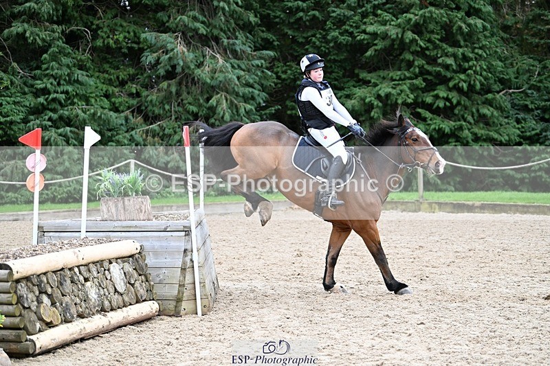 241117-141153-04471 - Cls 3 90-95cm 14.00 to 15.00