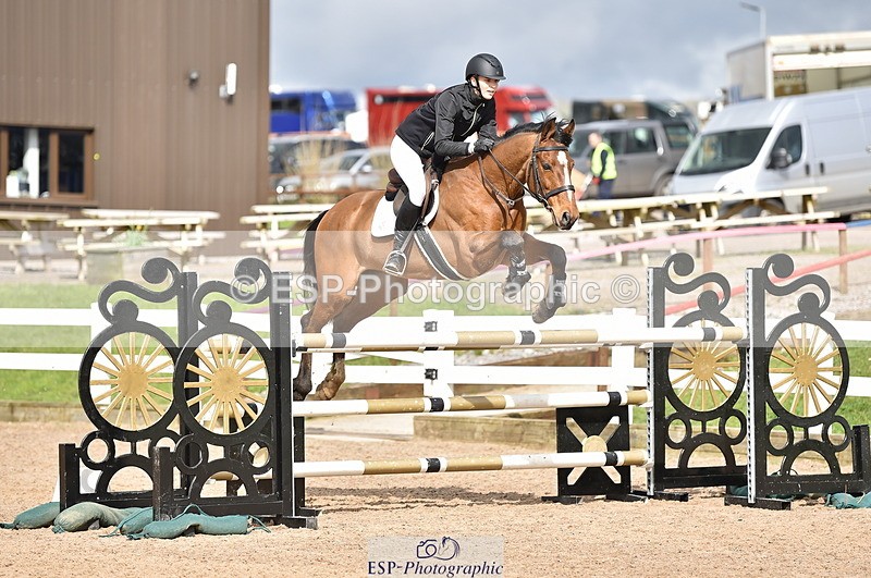 240403A-151756-00930 - Cls 5 Foxhunter and 1.20m Open