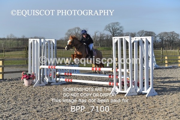 BPP_7100 - CLASS 18 SUN Pony British Novice / 0.80m Open