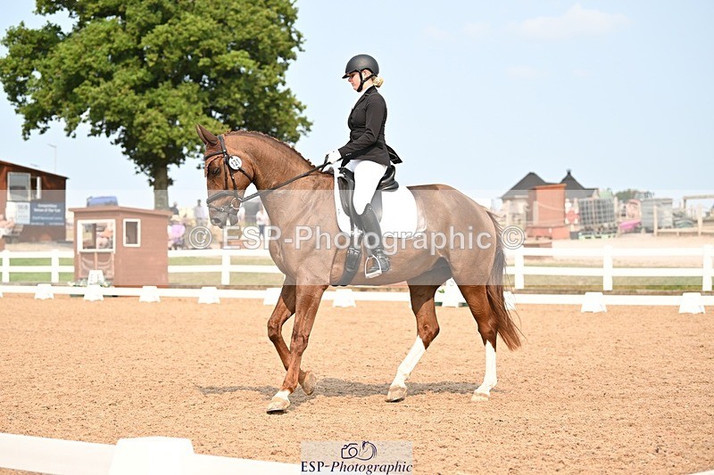 250816-152309-06166 - 121-Daisy.HedgesFelicia.v