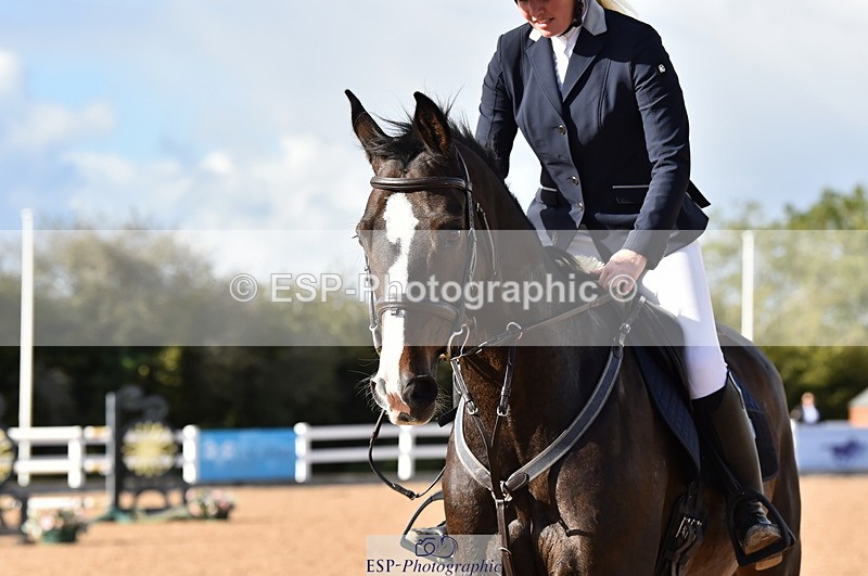 231014A-143920-05321 - Cls 15 1.05m Amateur Q 2nd R