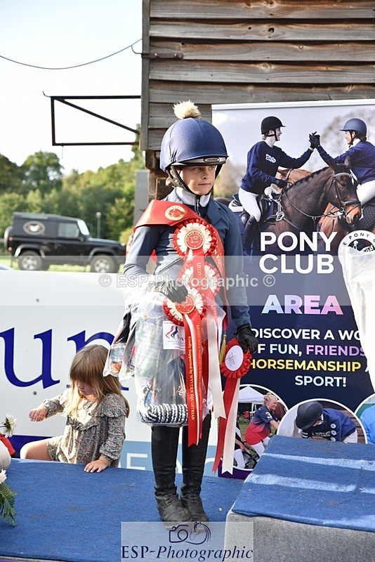 230824-182900-07077 - Thursday 40 and 50cm Presentations