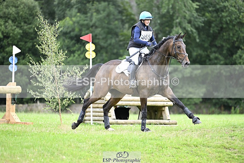 240804-111734-11966 - 355-Selina_Milnes-MUSTAFA_MOLASSES