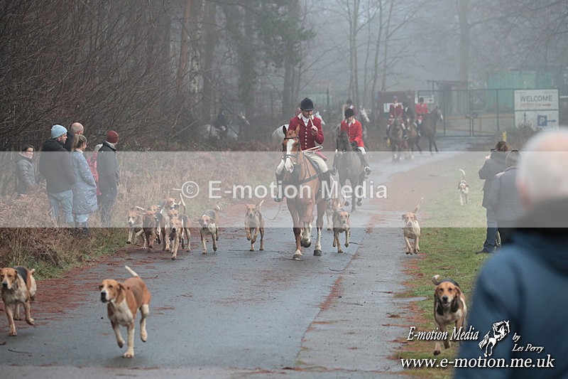 HUPY 261224 147 - Pytchley with Woodland Hunt Boxing Day Meet 26th December 2024