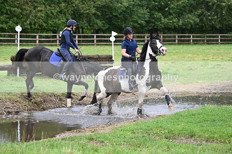 WJ6_2868 - Time at Photographer 11:01 to 11:20