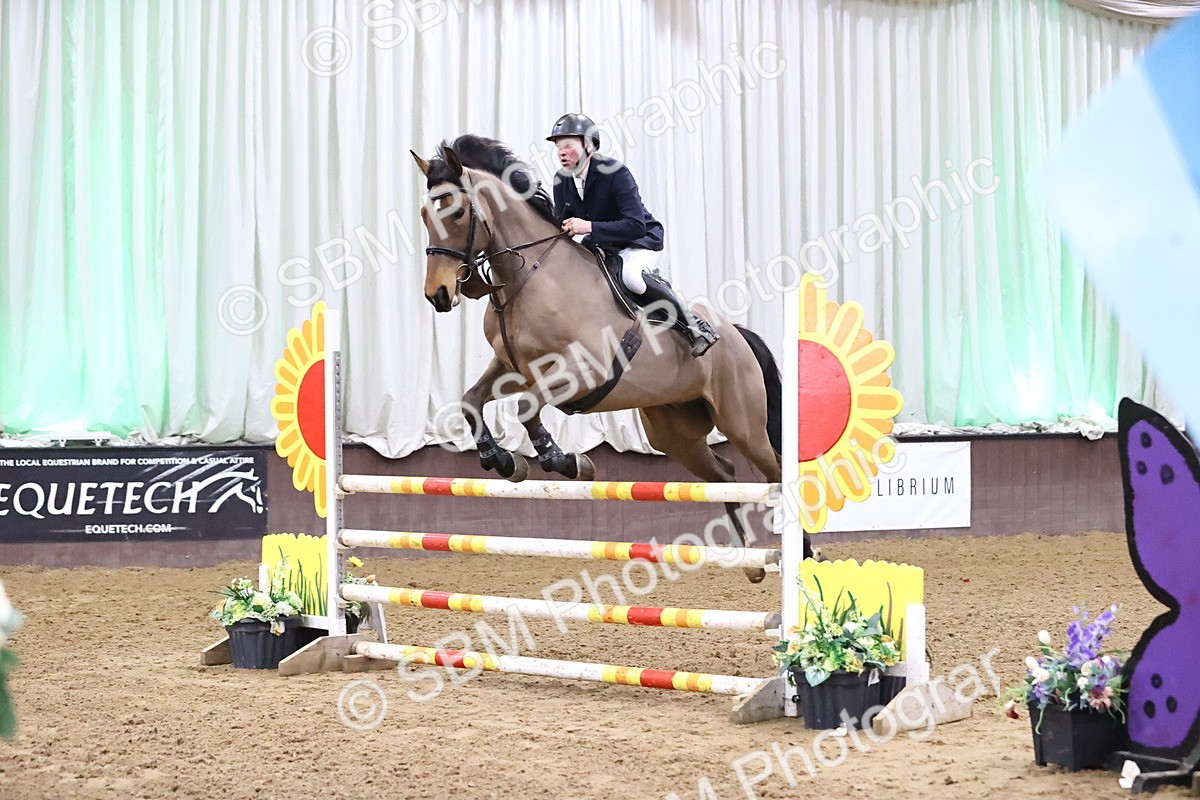 SBM_002001 - Class 10 - Senior Newcomers - 1.10m