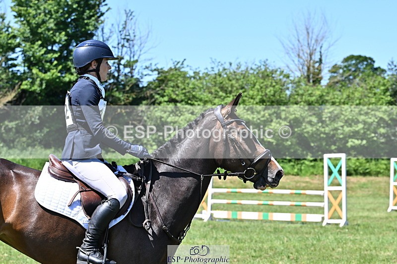 250522B-124941-02197 - 162-PRICELESS-Helen.du.Heaume