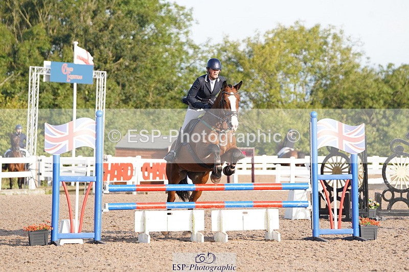 240915A-084510-08480 - Cls 31 Snr British Novice and 90cm Open