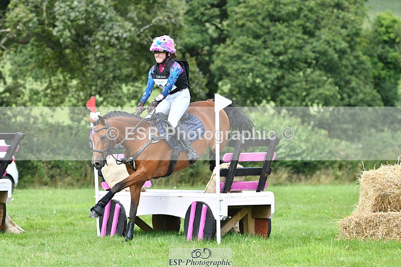 240804-151432-17568 - 601-Tichy_Sanders-UBERTON_VAN_HET_DALHOF