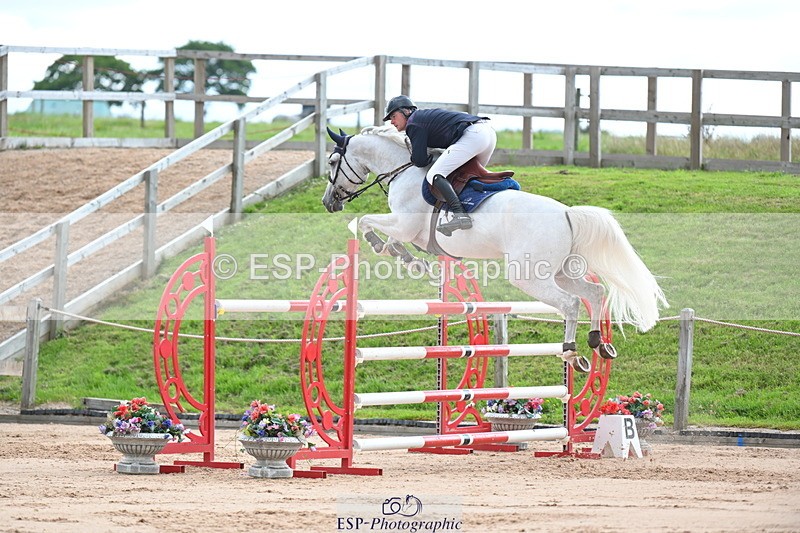 230721A-111133-05578 - Cls 6, 2 Star Medium 1.35m